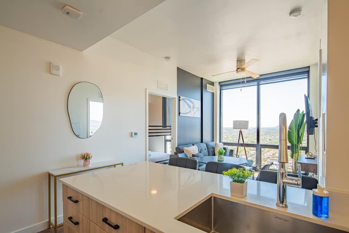 Ferienwohnung Detailed 2Bd, Highrise Dt, Pool, Gym, Parking, Sleeps 8 Phoenix Exterior foto