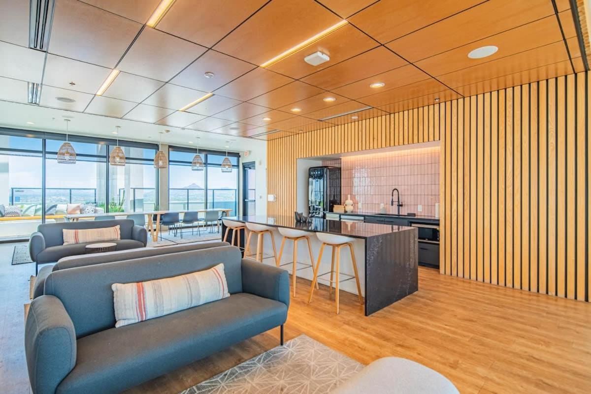 Ferienwohnung Detailed 2Bd, Highrise Dt, Pool, Gym, Parking, Sleeps 8 Phoenix Exterior foto